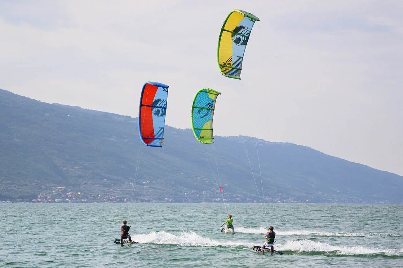 01_scuola-kitesurf-lago-di-garda-corso-kite-beekite-360gardalife